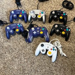 Nintendo GameCube Controllers