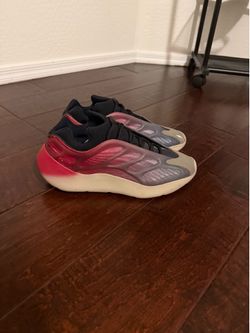 Yeezy 700 V3 Size 11
