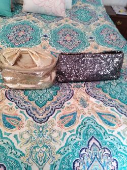 2 VICTORIA SECRET MAKE UP BAGS