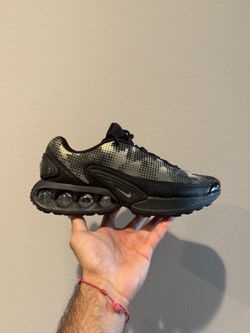 Nike Air Max DN Men’s Size 9.5 (NEW)