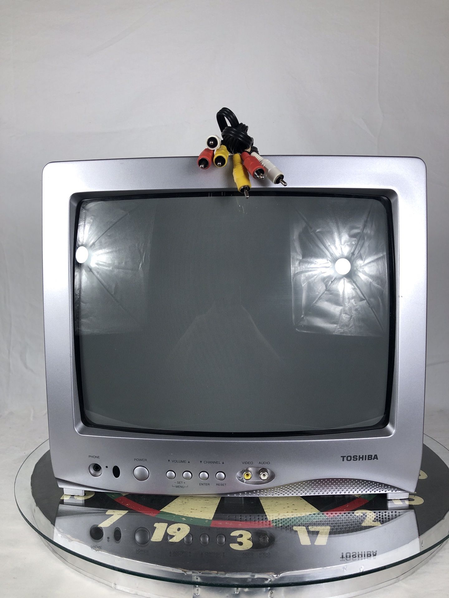Toshiba 13A26 13" CRT TV Color Television No Remote TV Retro Gaming Tested Works