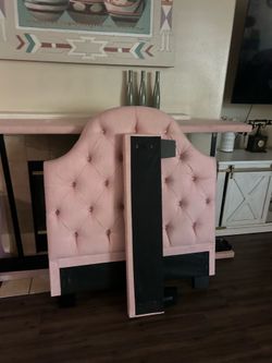 Twin bed with mattress