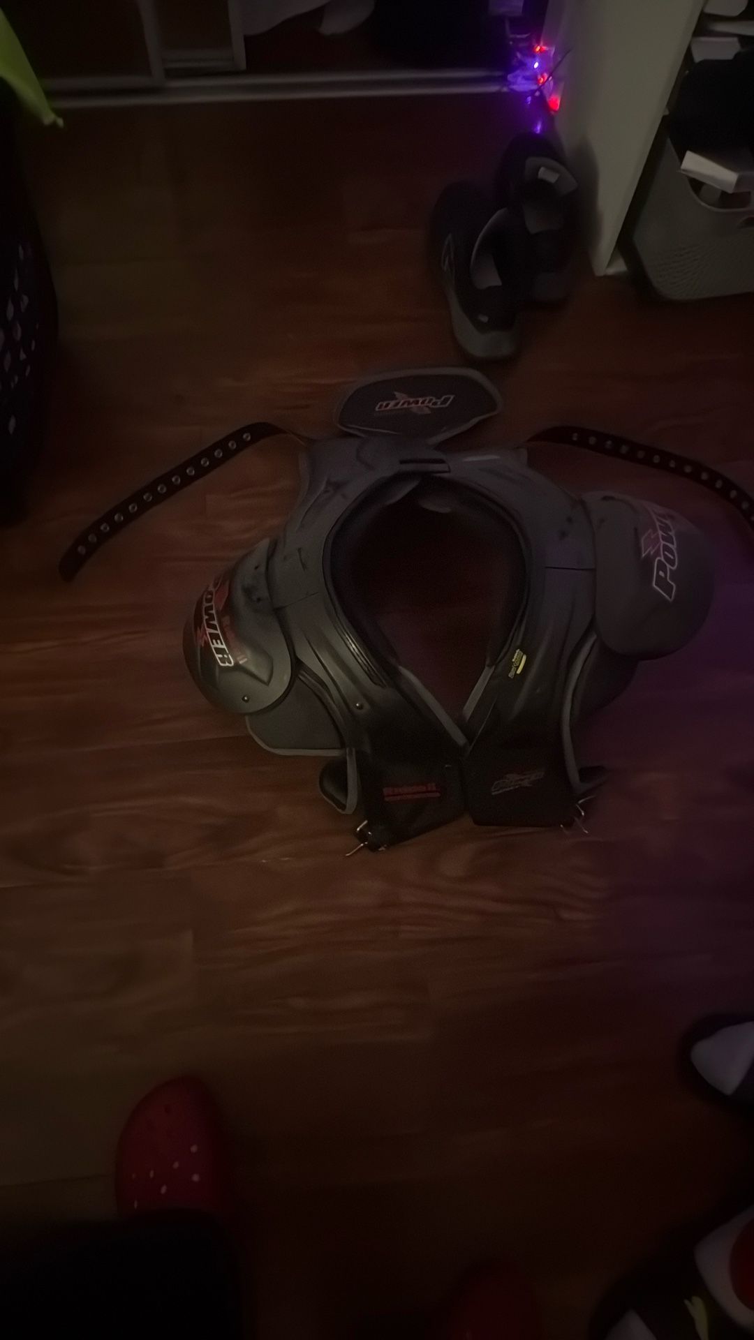 ridell shoulder pads xxl