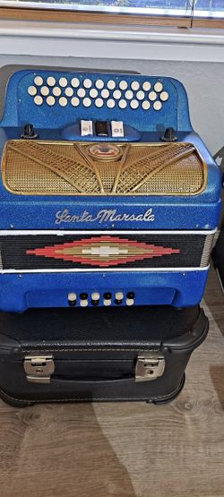 Acordeón Santa Marsala Vintaje Tono Fa 3 Cambios 