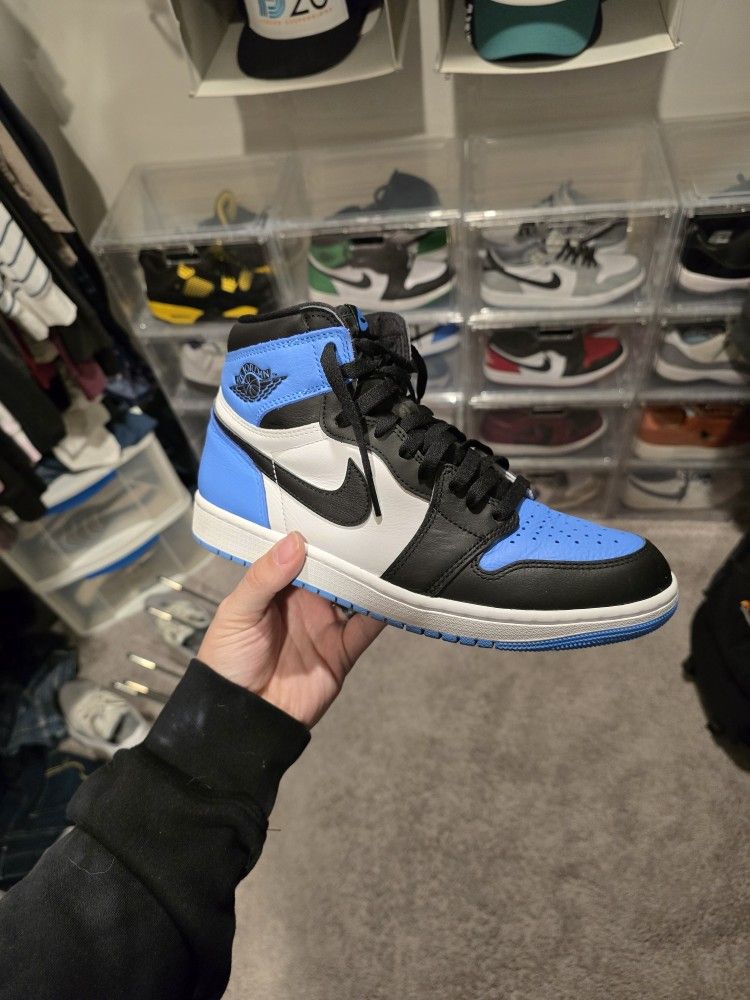 Jordan 1 High OG "UNC TOE" SIZE 9.5