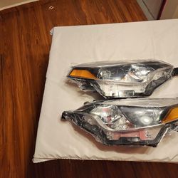 14 To 16 Toyota Corola New Pair Headlights  Par De Faros Corolla 2014 2015 2016.