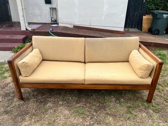 Couch- vintage
