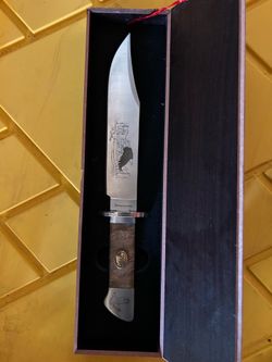 American Mint Collector Bowie Knife Etched Eagle Blade In Fitted Display Box