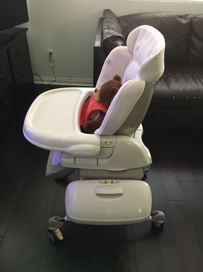 Combi roanju high chair sale