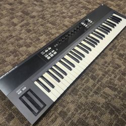 Komplete Kontrol S61