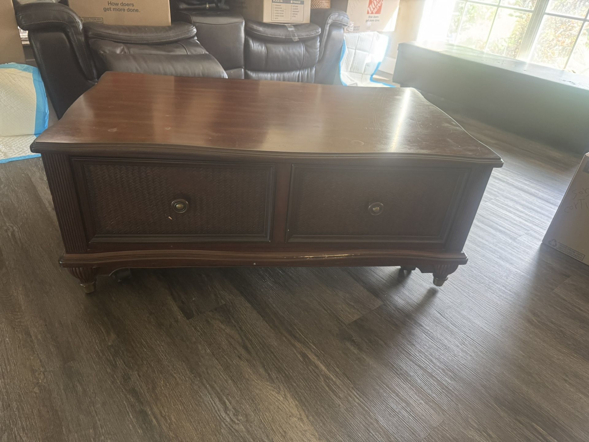 Coffe Table With Wheels