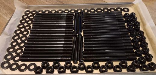 Duramax APR 2000 Cylinder Head Studs Kit