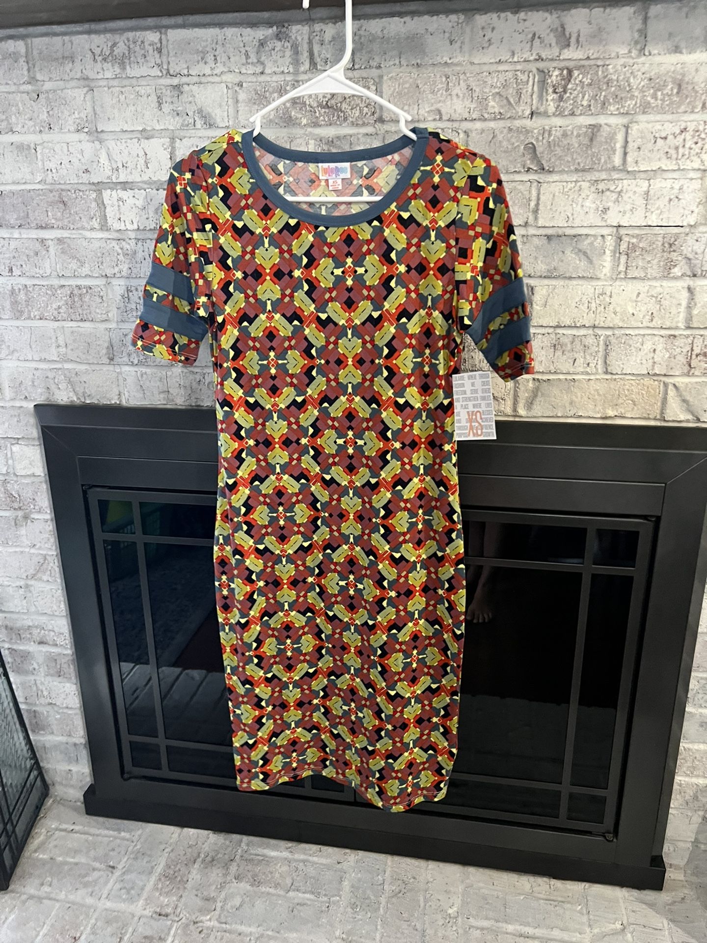 XS Lularoe Julia