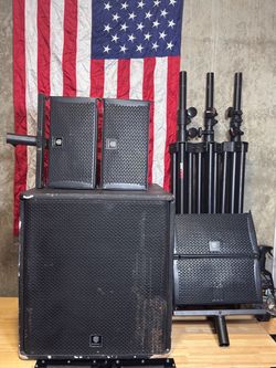 PRORECK CLUB-4000 DJ PA Speaker System w/ Subwoofer, 4 Speakers, Stands & Cables