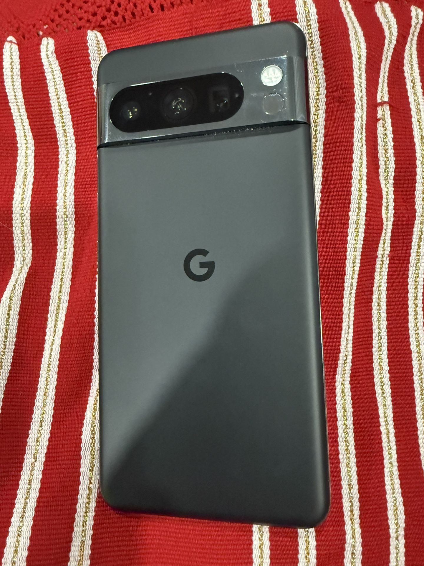 Vendo O Cambio Google Pixel 8 Pro 128GB Desbloqueado Como Nuevo!!