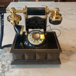 Collectable Vintage Deco-Tel Rotary Telephone Model DAG 1330B Wood Brass Phone