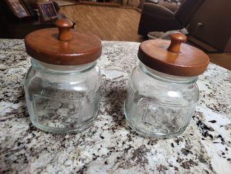 20 OZ GLASS STORAGE CONTAINERS WITH SOLID WOOD SEALED LIDS