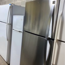 Kenmore Refrigerator Top Freezer Stainless 