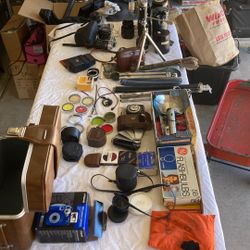 Vtg. 35mm Cameras And Accessories 