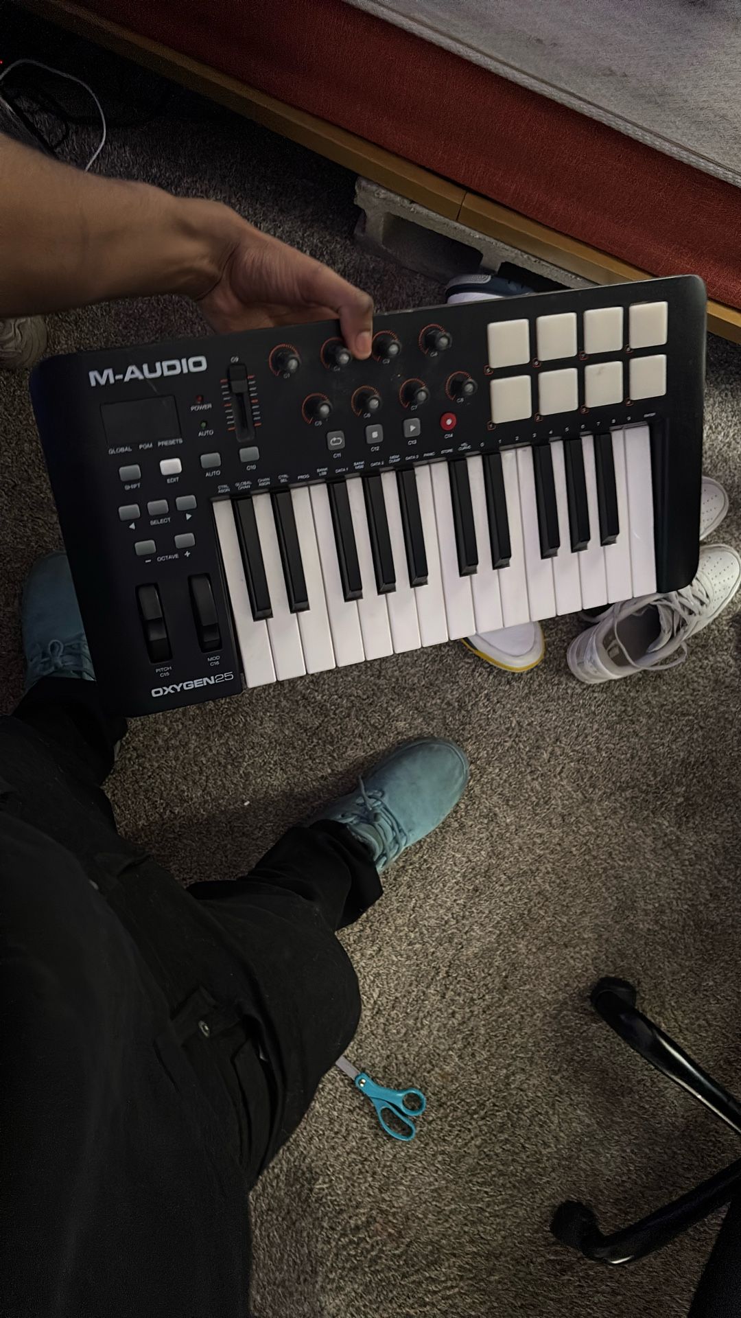 Beat maker & little tv