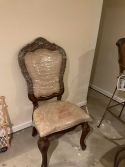 4 dinning room chairs