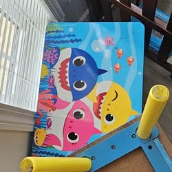 Kids TABLE (Baby Shark)