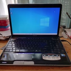 Toshiba Satellite A505 Laptop W/Windows 10