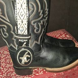 Young  men s  boots