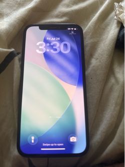 iPhone 12 64GB unlocked pristine condition