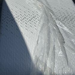 Nectar luxe hybrid / full size mattress