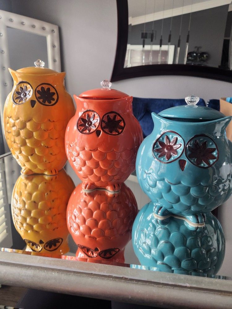 3 Owl Jars with crystal top (large, medium and small)