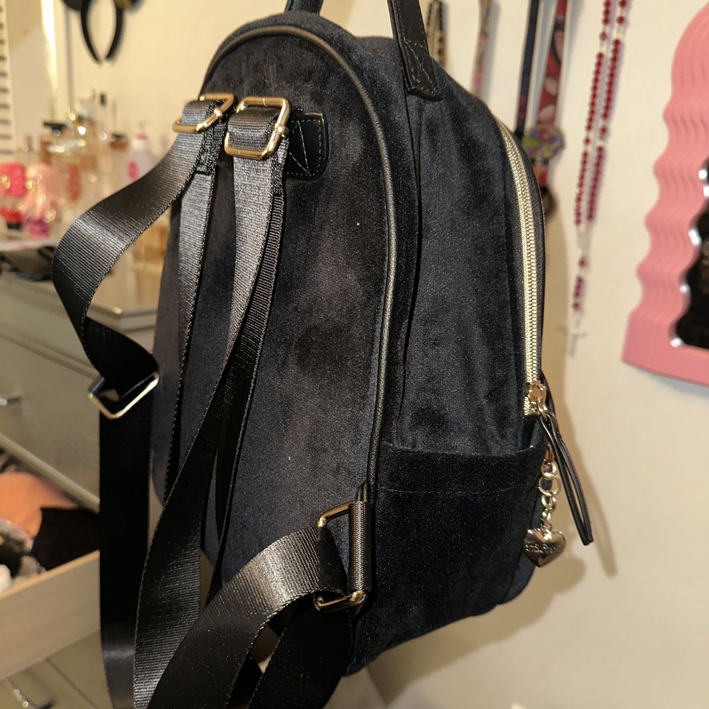 juicy couture mini backpack purse Miss Bow Backpack, Pink Flash Faux Leather with Embossed Logo & Front Zip Pocket : Clothing, Shoes & Jewelry new juicy couture mini bags