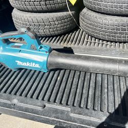 Makita Blower And Trimmer 