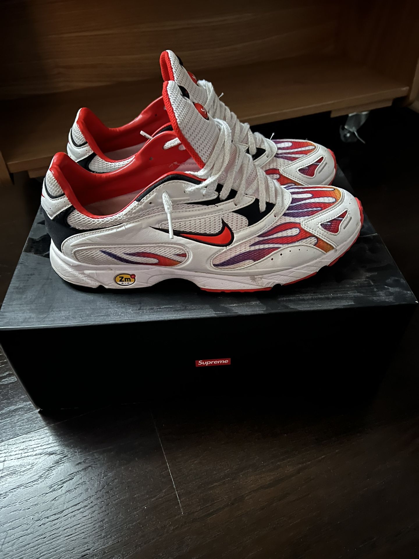 Men's Nike Supreme x Zoom Streak Spectrum Plus