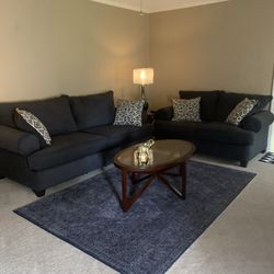 Livingroom Set  Rooms to go