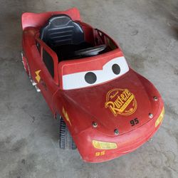 Lightning McQueen Kids Powerwheel