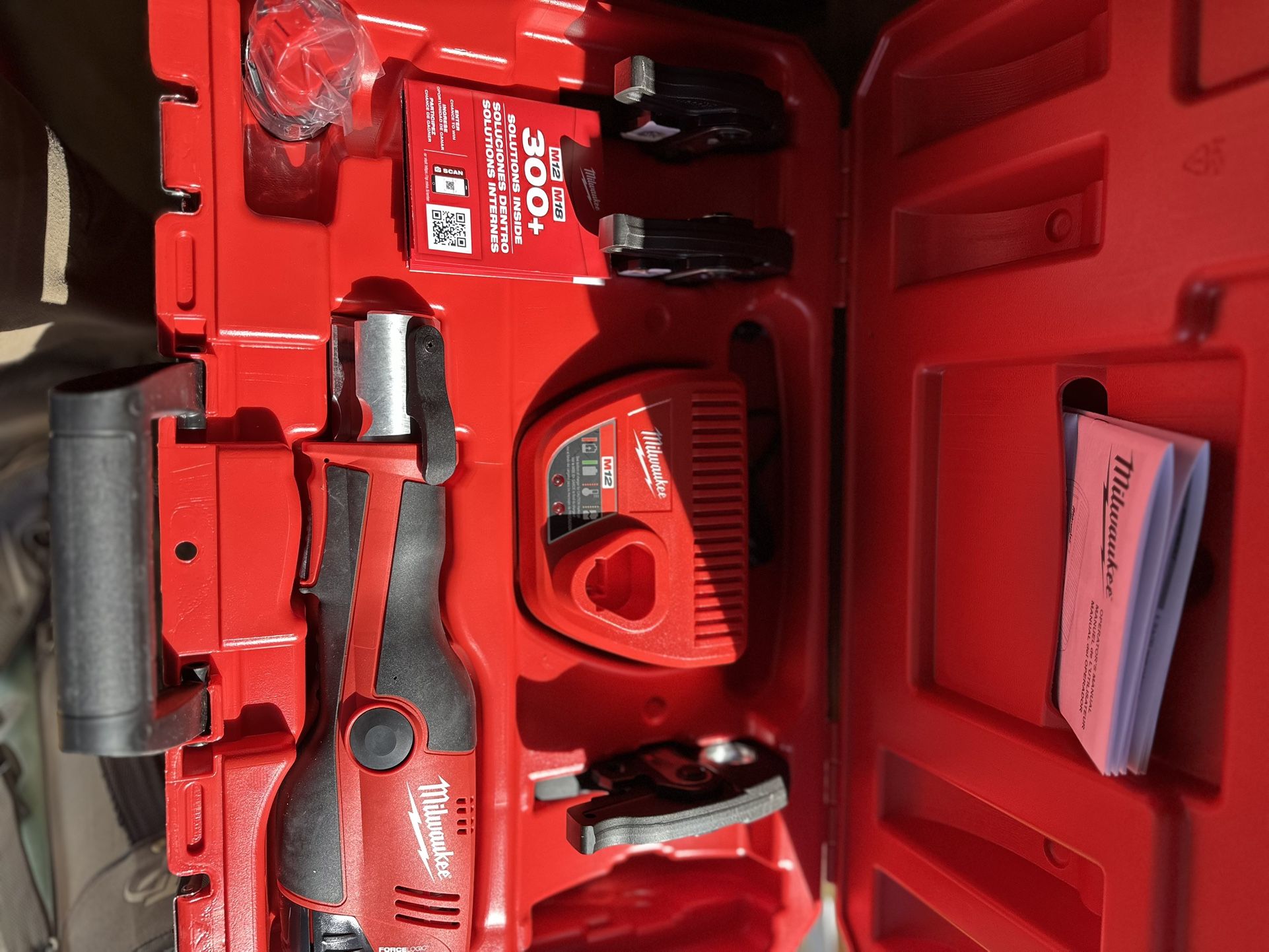 Brand New M12 12-Volt Lithium-Ion Force Logic Cordless Press Tool Kit (3 Jaws Included) with Two 1.5 Ah Battery and Hard Case