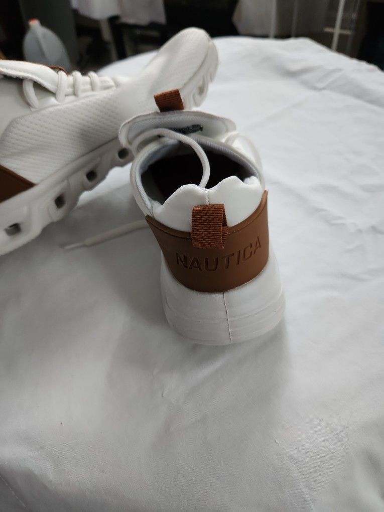 Nautica Sneakers