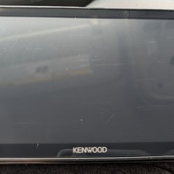 Kenwood touchscreen radio