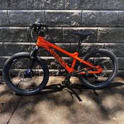 Commencal Meta HT 20-inch Mountain Bike