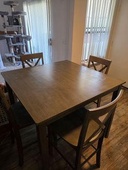 Comedor de 4 sillas