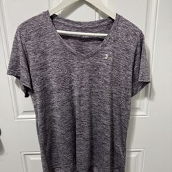 Under Armour Heat Gear Loose Purple Top. Women’s Size XL