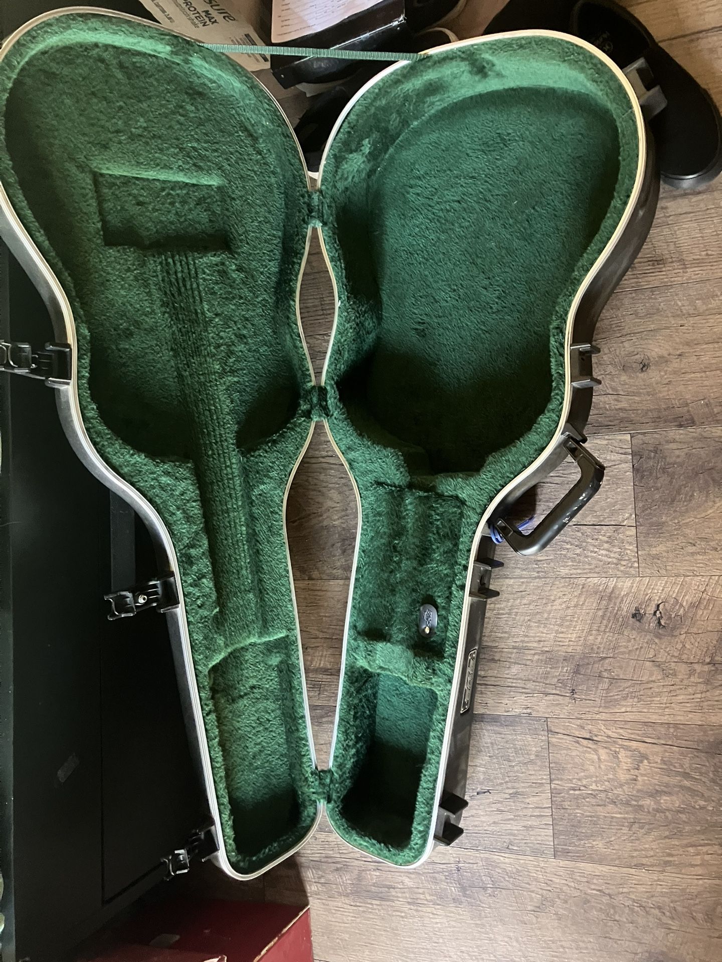 Guitar Case With Lock