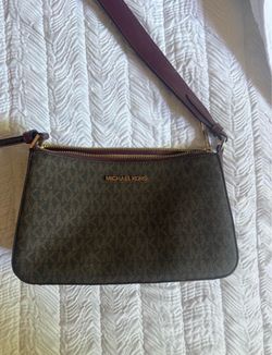 Michael Kors cross body