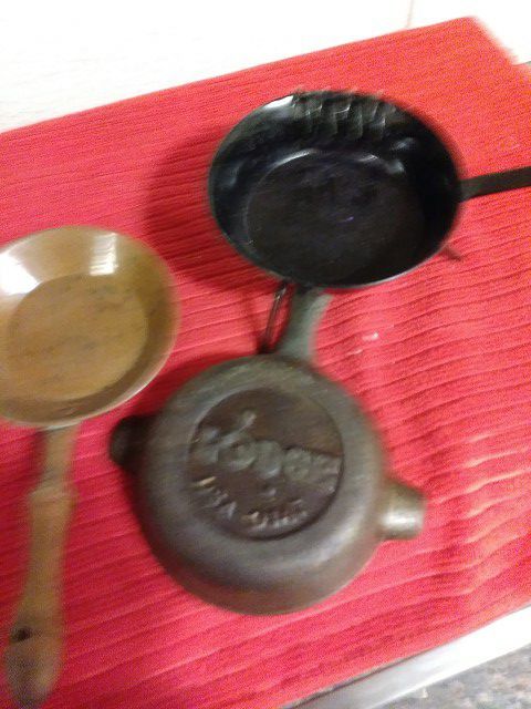 Brass,Cast Iron(teapots-Minature fry pan and more)