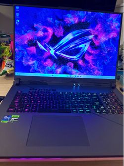 RTX 4080 — Gaming Laptop / ASUS ROG Strix 18 / Intel i9-14900HX / 32GB RAM / 2TB SSD / 2K 240Hz