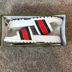 Gucci Slides Size 10
