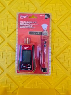 Milwaukee
Digital GFCI Receptacle Tester and Voltage Detector w/ LED