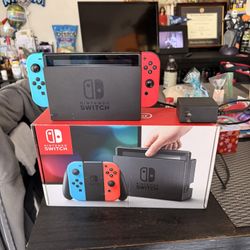 Nintendo Switch Blue & Red Joycons