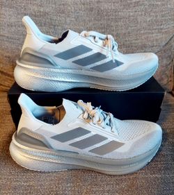 Size 9 or 11.5 Men's - Brand New Adidas Ultraboost 5X Shoes